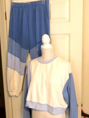 THE GREII 2-Piece Color Block Pants & Crop Top Set  Size L